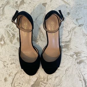 Dream Paris stilettos, size 8.5